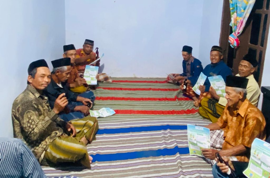 Inovatif, KKN Berdampak Kelompok 138 UMM Olah Sampah Jadi Kompos-Basmi Hama Pakai Pestisida Nabati 4 Inovatif, KKN Berdampak Kelompok 138 UMM Olah Sampah Jadi Kompos-Basmi Hama Pakai Pestisida Nabati 4