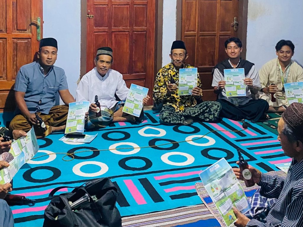 Inovatif, KKN Berdampak Kelompok 138 UMM Olah Sampah Jadi Kompos-Basmi Hama Pakai Pestisida Nabati 2 Inovatif, KKN Berdampak Kelompok 138 UMM Olah Sampah Jadi Kompos-Basmi Hama Pakai Pestisida Nabati 2