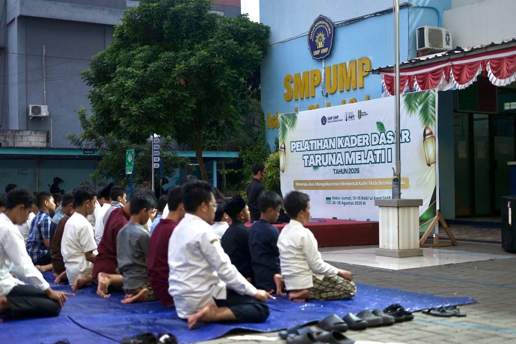 SMP UMP Bentuk Karakter Siswa lewat Pelatihan Taruna Melati 1 SMP UMP Bentuk Karakter Siswa lewat Pelatihan Taruna Melati 1