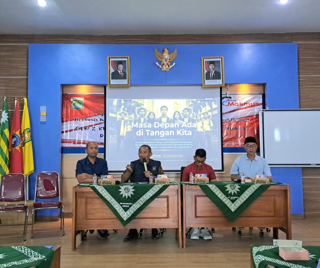 Bakesbangpol Gandeng SMK Mugas Sosialisasi Pencegahan Radikalisme-Terorisme Pelajar 1 Bakesbangpol Gandeng SMK Mugas Sosialisasi Pencegahan Radikalisme-Terorisme Pelajar 1
