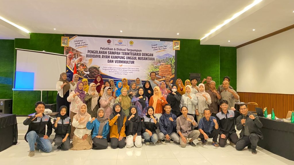 UMM-UNILU Gagas Desa Tukum Menuju Desa Zero Waste melalui Vermikultur Village 3