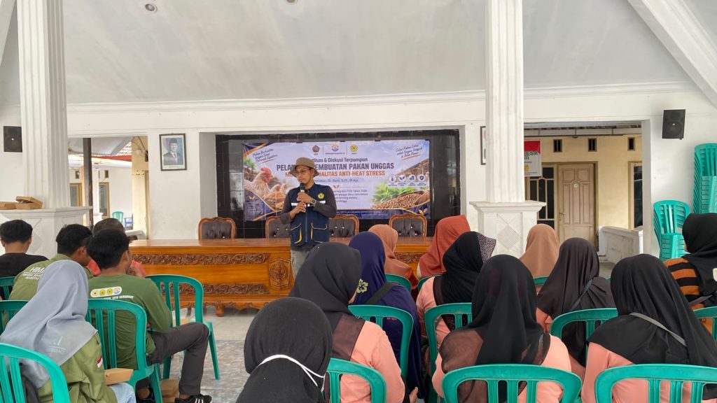 UMM-UNILU Gagas Desa Tukum Menuju Desa Zero Waste melalui Vermikultur Village 2